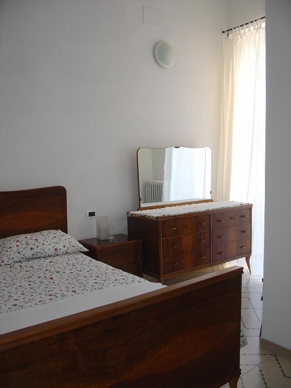 Maddalena House Apartment Spello Phòng bức ảnh