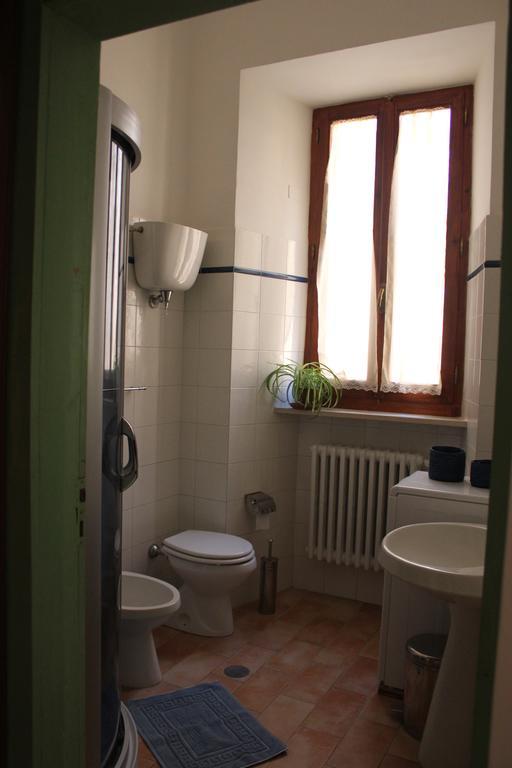 Maddalena House Apartment Spello Phòng bức ảnh
